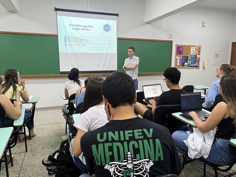 Medicina Unifev realiza curso de Inglês Médico