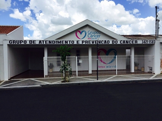 Boatos falsos de fechamento de Grupo de Atendimento do Câncer