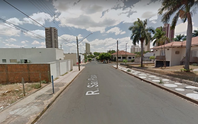 Cruzando onde houve o acidente (Google)