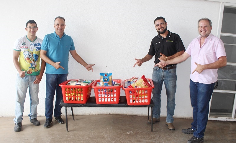 PEDAL SOLIDÁRIO ARRECADA 94 KG DE ALIMENTOS