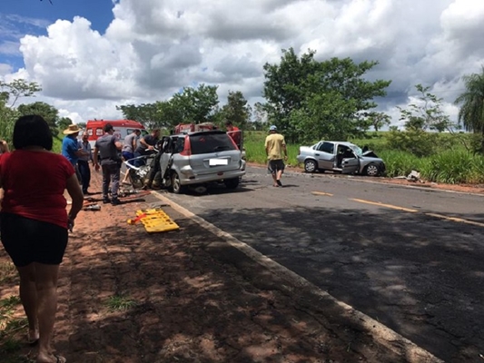 Acidente provoca uma morte e 4 feridos em Fernandópolis