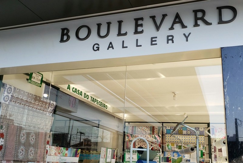 NOVO ESPAÇO DE COMPRAS NA RUA PERNAMBUCO
