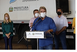 FS entrega 750 cestas básicas a 28 entidades de Votuporanga