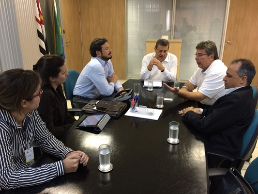 CARLÃO VAI AO IAMSPE PRA MANTER ATENDIMENTO EM VOTUPORANGA