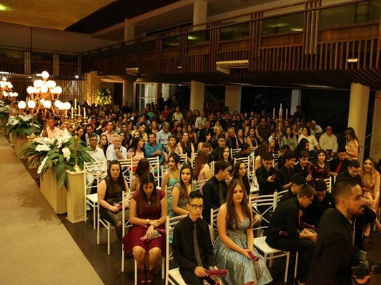 Colégio UNIFEV forma 67 alunos no Fundamental II em 2019