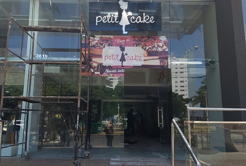 Petit Cake muda de endereço em Votuporanga
