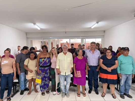 Votuporanga em Ação formaliza 40 novos contratos