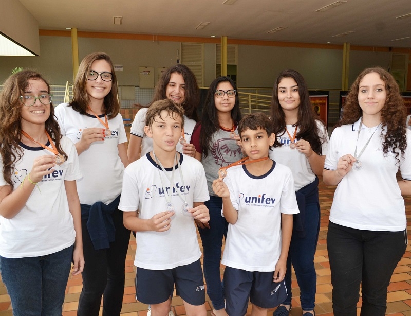 Alunos do Colégio Unifev ganham medalhas em astronomia