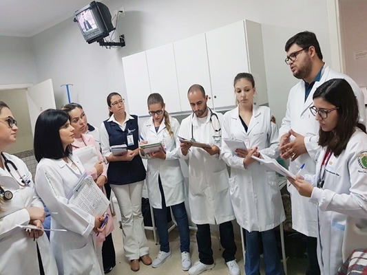 Santa Casa comemora 1 ano do retorno da neurologia 