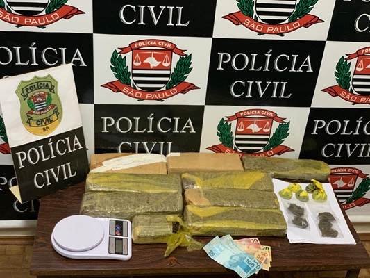 Romarinho é preso com mais de 7kg de maconha 