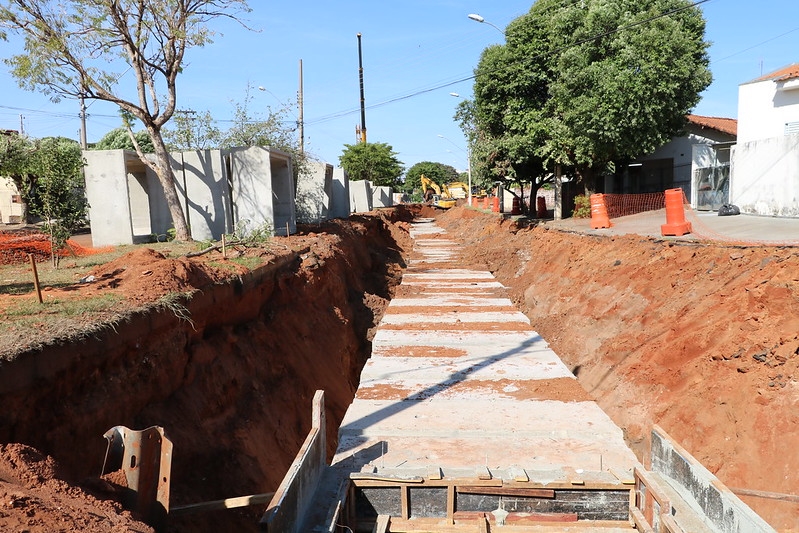 Obra na Av. José Silva Melo está em 57% 