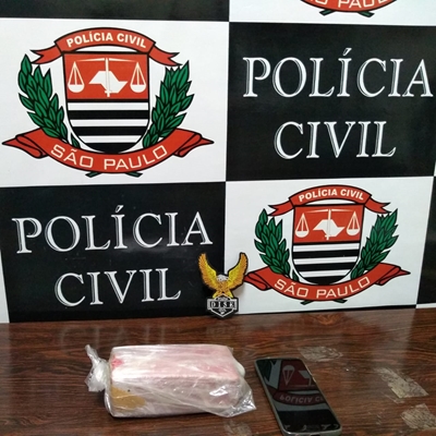 PIZZAIOLO PRESO PELA DISE COM 1/2 KG DE DROGA NA GELADEIRA