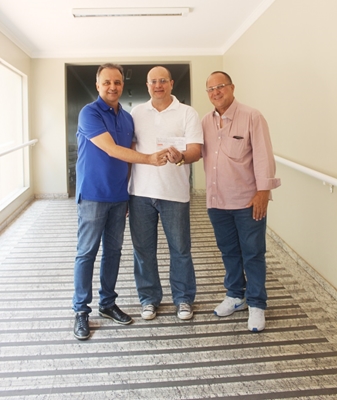 Direito da Unifev repassa mais de R$8 mil para Santa Casa