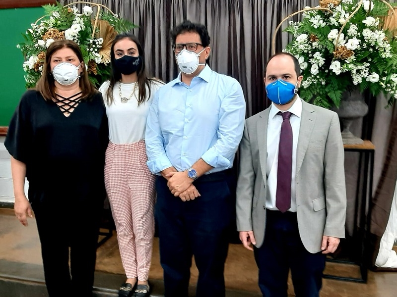 Universidade Brasil antecipa formatura de medicina