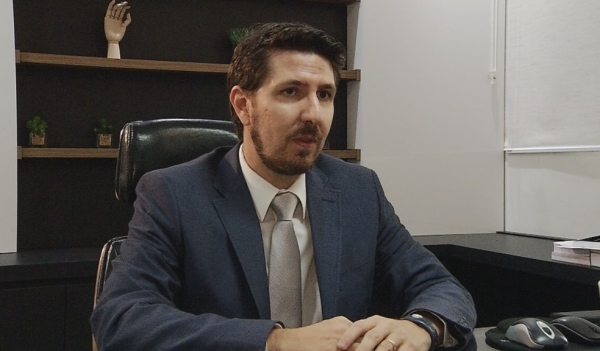JUIZ DE FERNANDÓPOLIS MULTA FACEBOOK EM R$ 1 MILHÃO