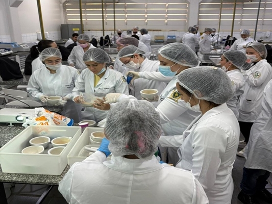 Alunos da Unifev participam de curso de Argiloterapia 