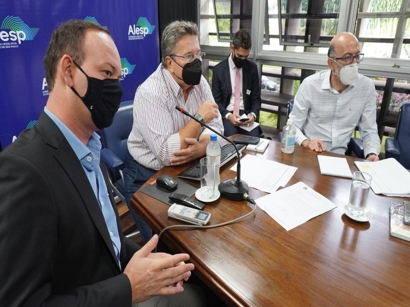 Carlão Pignatari se reúne com 16 prefeitos