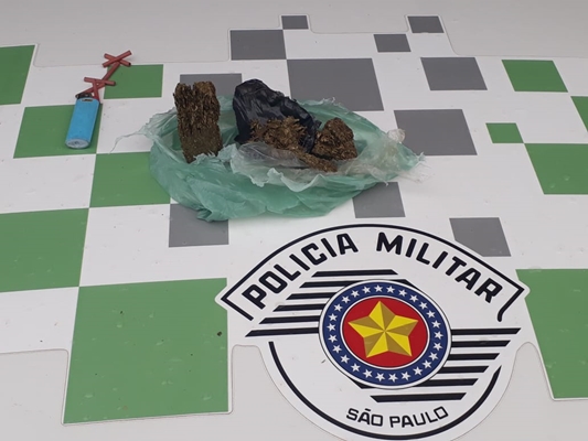 Polícia Ambiental pega menores com droga