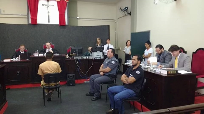 HOMEM QUE MATOU A PAULADAS PEGA 13 ANOS DE CADEIA EM VOTUPORANGA