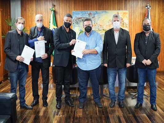 Prefeito pede PS para o bairro Pacaembu