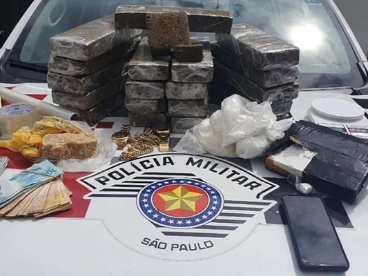 Polícia Militar prende traficante com mais de 23 kg de drogas