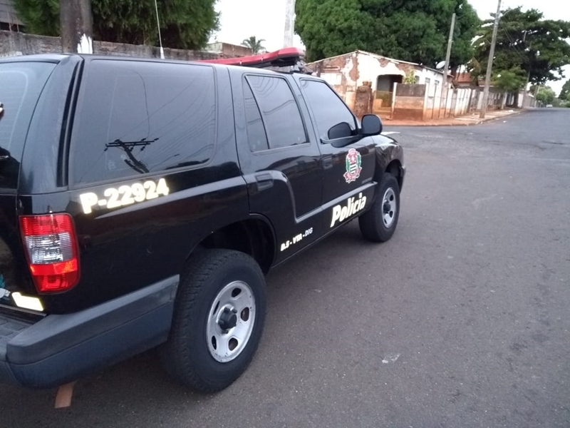 DIG PRENDE DOIS HOMENS E 1 MULHER ACUSADOS DE ASSASSINATO