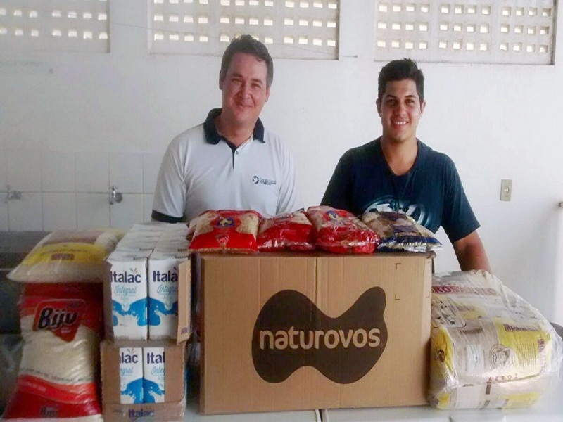 Voluntários fazem entrega de doações pra Santa Casa de Votuporanga