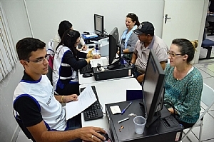 Feriado prolongado sem serviços públicos na sexta-feira