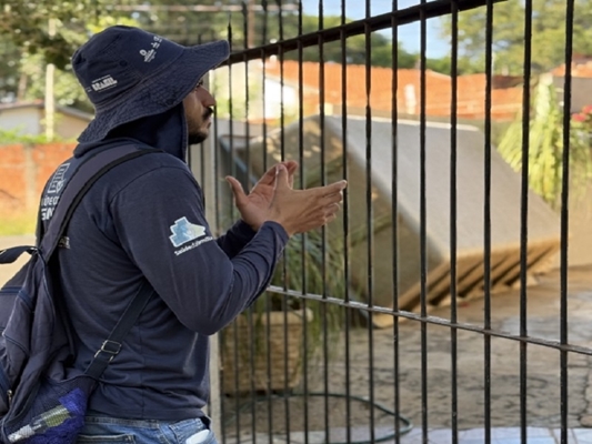 Colaboração da população nas ações de pulverização contra arboviroses