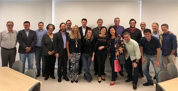 REITORES DA UNIFEV EM REUNIÃO DE UNIVERSIDADES