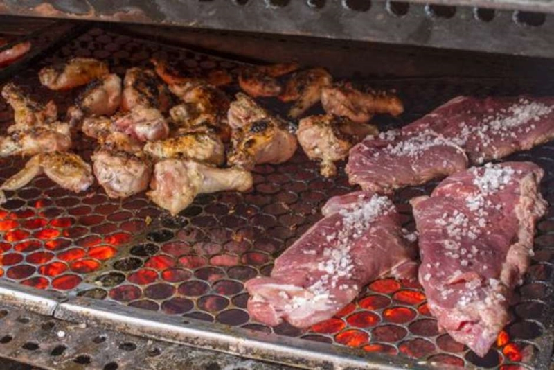 Supermercados apostam no churrasco no carnaval