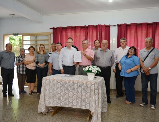 FUNDAÇÃO EDUCACIONAL FIRMA CONVÊNIO COM LAR SÃO VICENTE DE PAULO