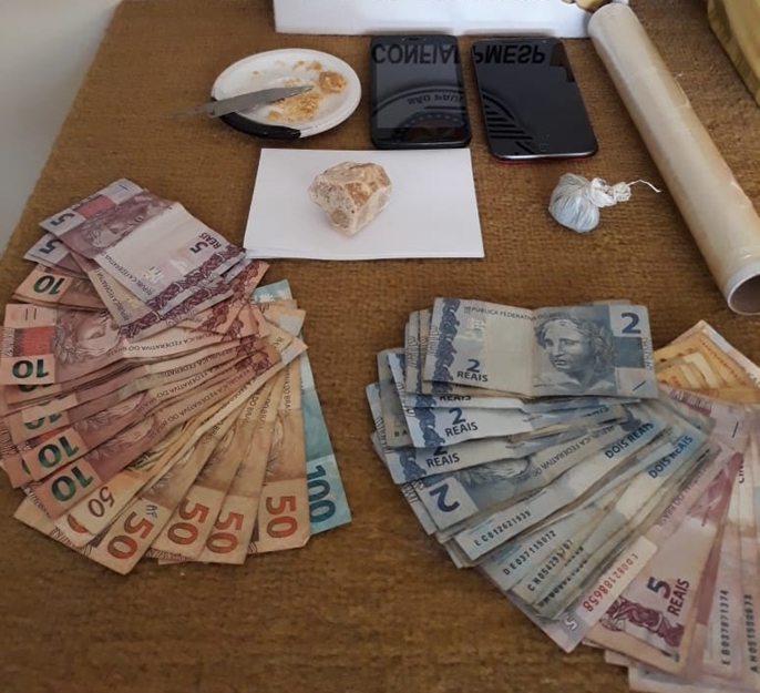 FORÇA TÁTICA E ROCAM PRENDEM 2 TRAFICANTES NO POZZOBON