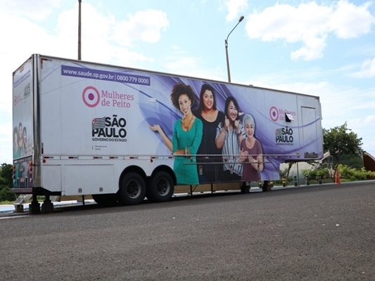 Carreta Mulheres de Peito: mamografias gratuitas em Votuporanga