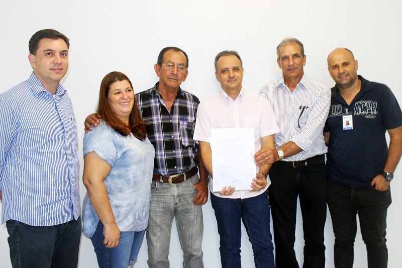 ÁLVARES FLORENCE ARRECADA R$41 MIL PRA SANTA CASA