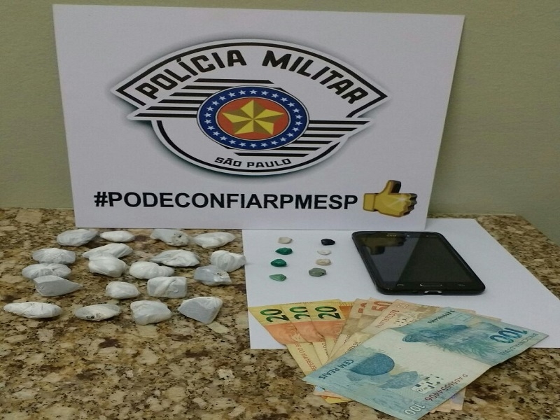 FORÇA TÁTICA PRENDE PASSAGEIRO DE MOTO-TÁXI E PROCURADA