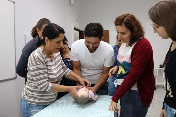 SISTEMA DE ENSINO UNIFEV CAPACITA A REGIÃO