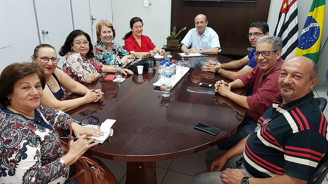 Prefeito de Votuporanga recebe representantes da nova diretoria da Apeoesp 