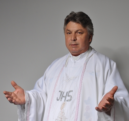 IGREJA 6 ANOS SEM PADRE EDEMUR: Missa na Catedral dia 7