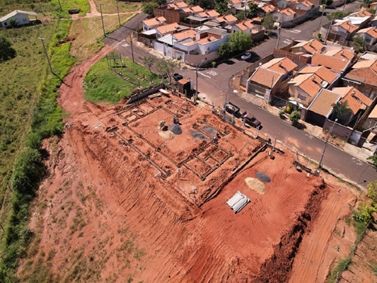 Prefeitura segue com obra do Centro de Convivência do bairro Boa Vista II
