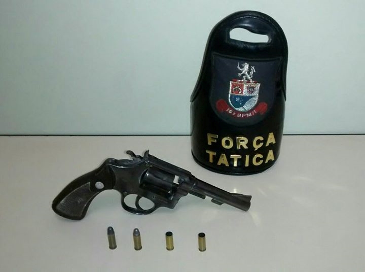 Força Tática prende rapaz com arma em Votuporanga 