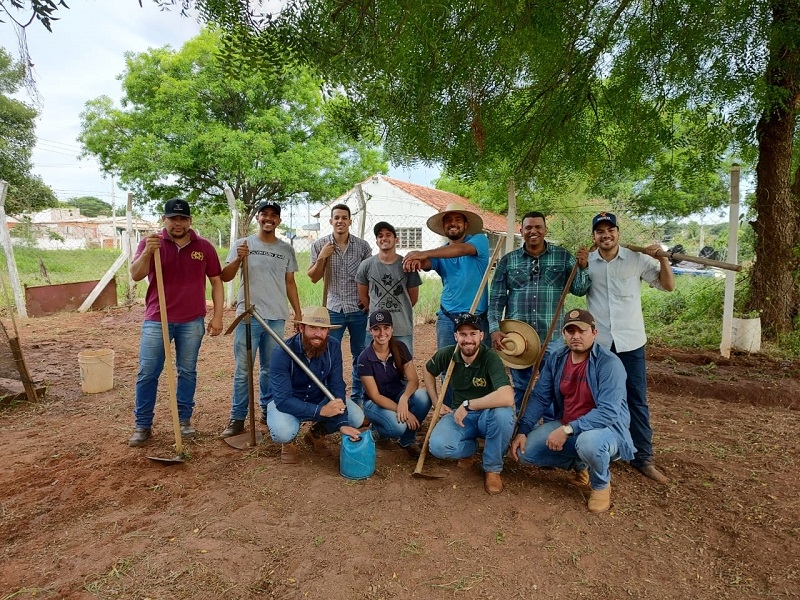 Agronomia da Unifev faz ação social em entidade 