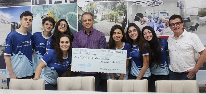 INTERACT CLUBE ENTREGA AJUDA PRA SANTA CASA
