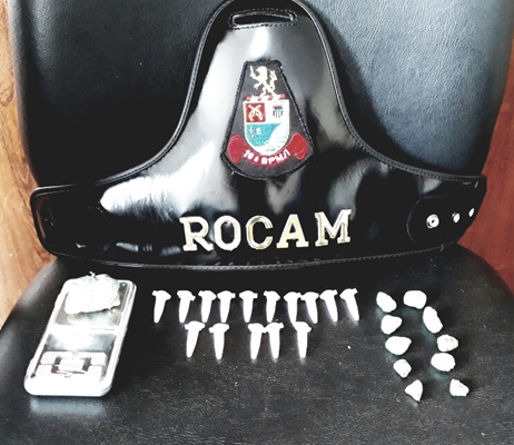 ROCAM PEGA TRAFICANTE QUE USAVA TERRENO PRA TRAFICAR