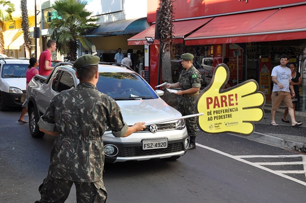 COMEÇA CAMPANHA DE ORIENTAÇÃO NO TRÂNSITO