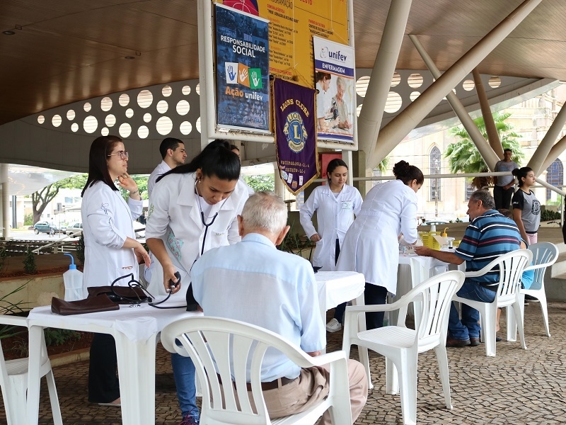 Cursos da UNIFEV atendem população