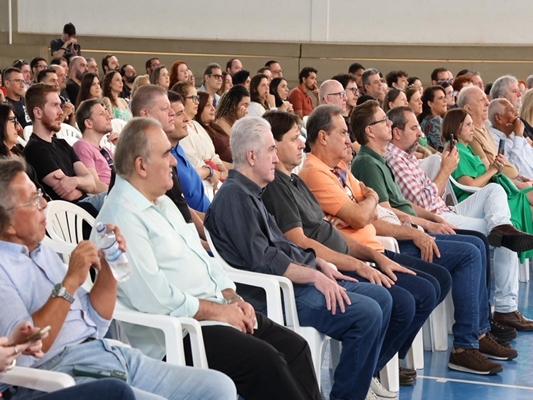 Unifev celebra 60 anos com cerimônia especial para colaboradores
