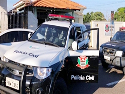 Polícia Civil aprende uísque e destilados falsificados 