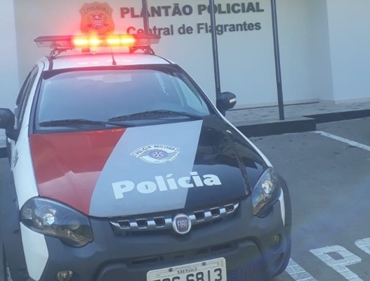 Duas mulheres e um procurado presos em Votuporanga