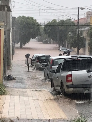 PREFEITO ANUNCIA OBRAS ANTIENCHENTE EM VOTUPORANGA